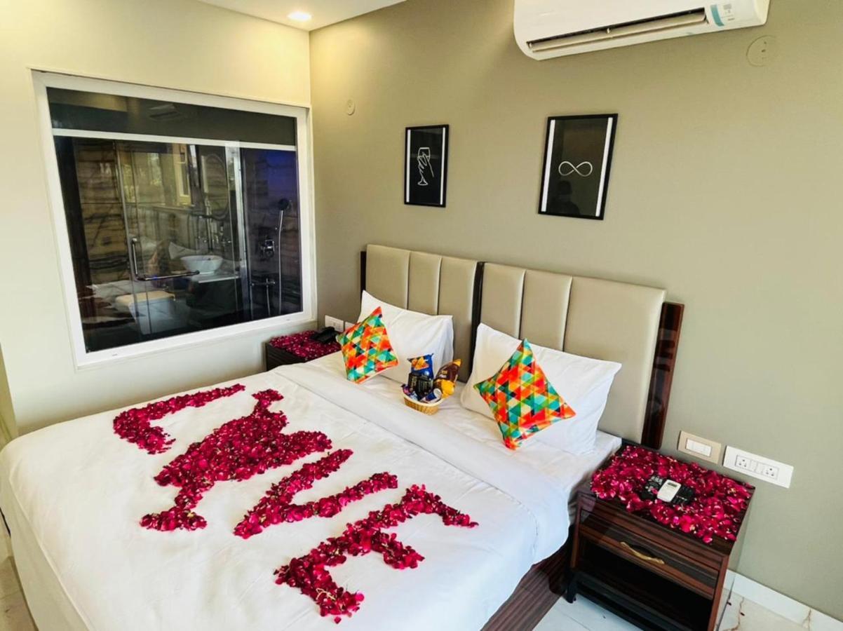 Vaabi Saabi Hotel Gurgaon Exteriör bild